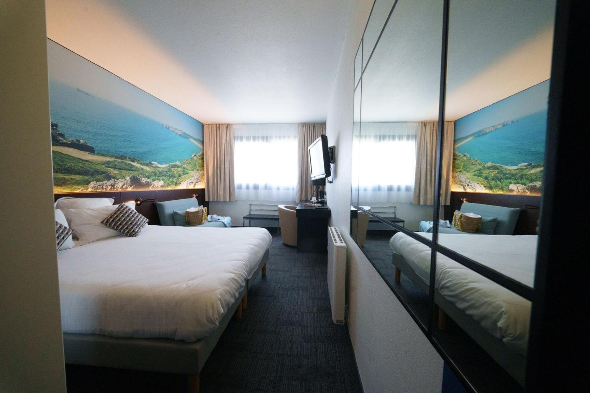 Club Room